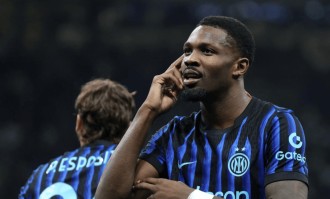 3-0横扫！意甲领头羊踢疯了，领先那不勒斯12分，甩开米兰15分