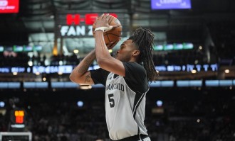 新鹰王卡斯尔荣膺上周最佳 恩比德小卡文班获提名