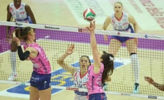 意甲决赛开门红！朱婷18分，科内利亚诺3-2险胜米兰